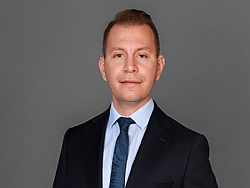 TOLGA �Z�MC�, T�RK�YE'N�N 'EN ETK�N 50 CFO' L�STES�NDE